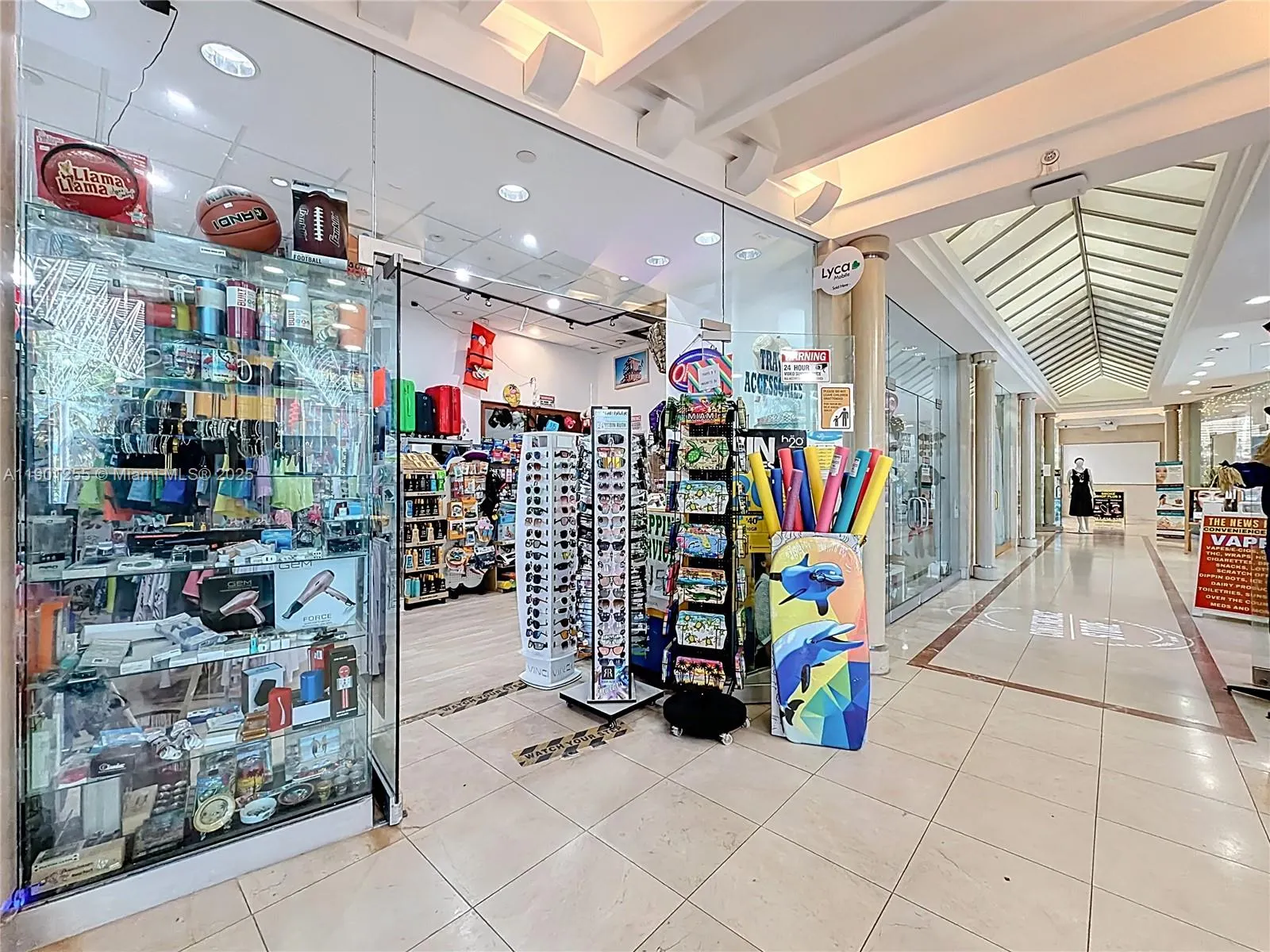 19201 Collins Ave, #729