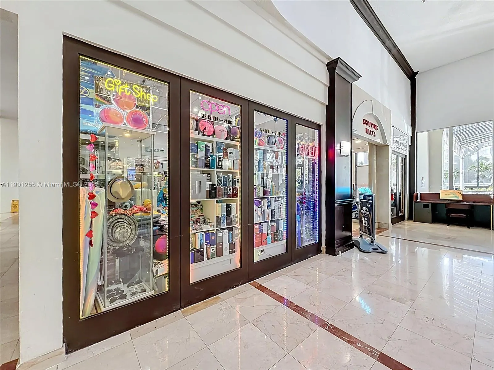 19201 Collins Ave, #729