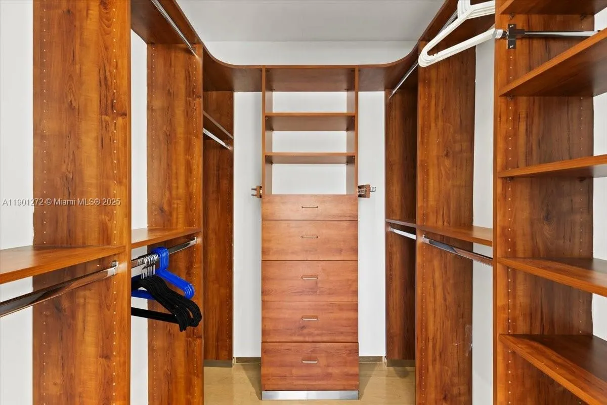 344 Meridian Ave, #4D