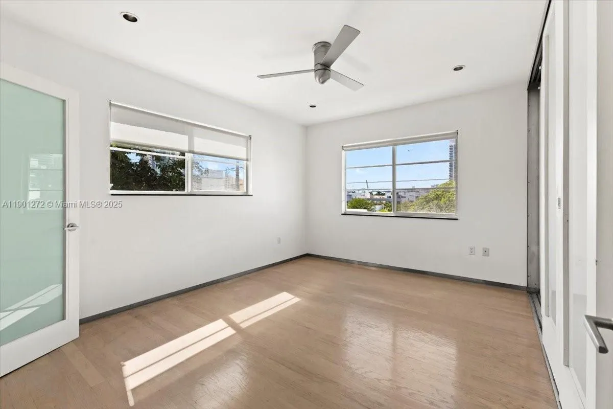 344 Meridian Ave, #4D