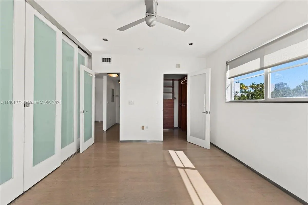 344 Meridian Ave, #4D