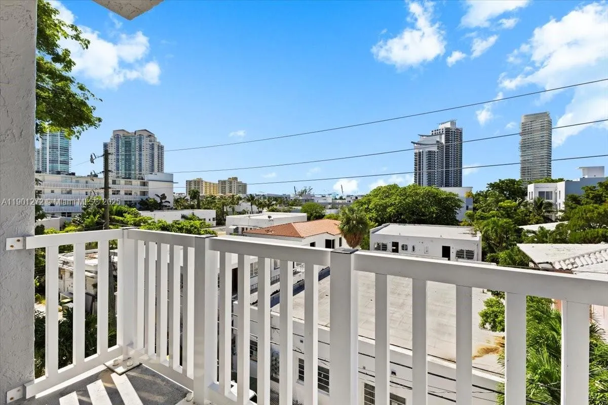 344 Meridian Ave, #4D