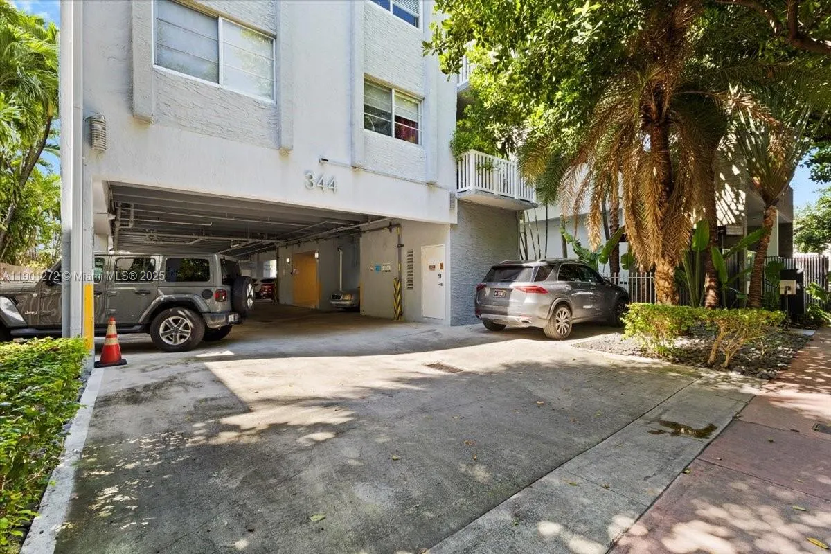 344 Meridian Ave, #4D