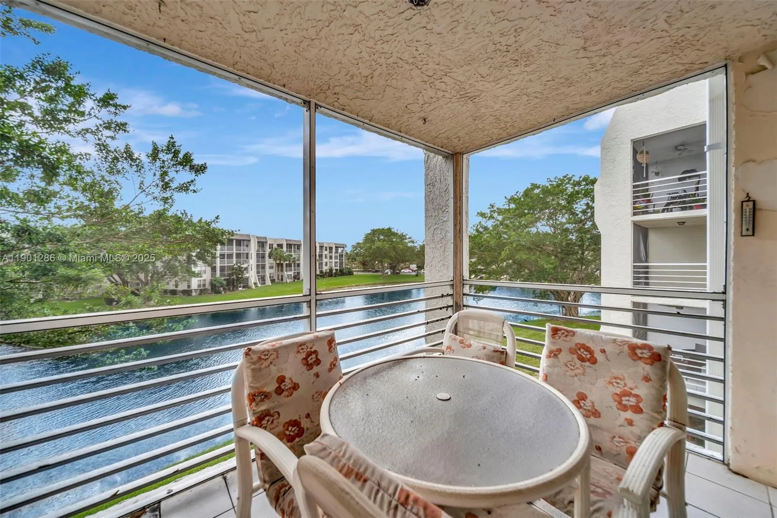 9230 Lagoon Pl, #309