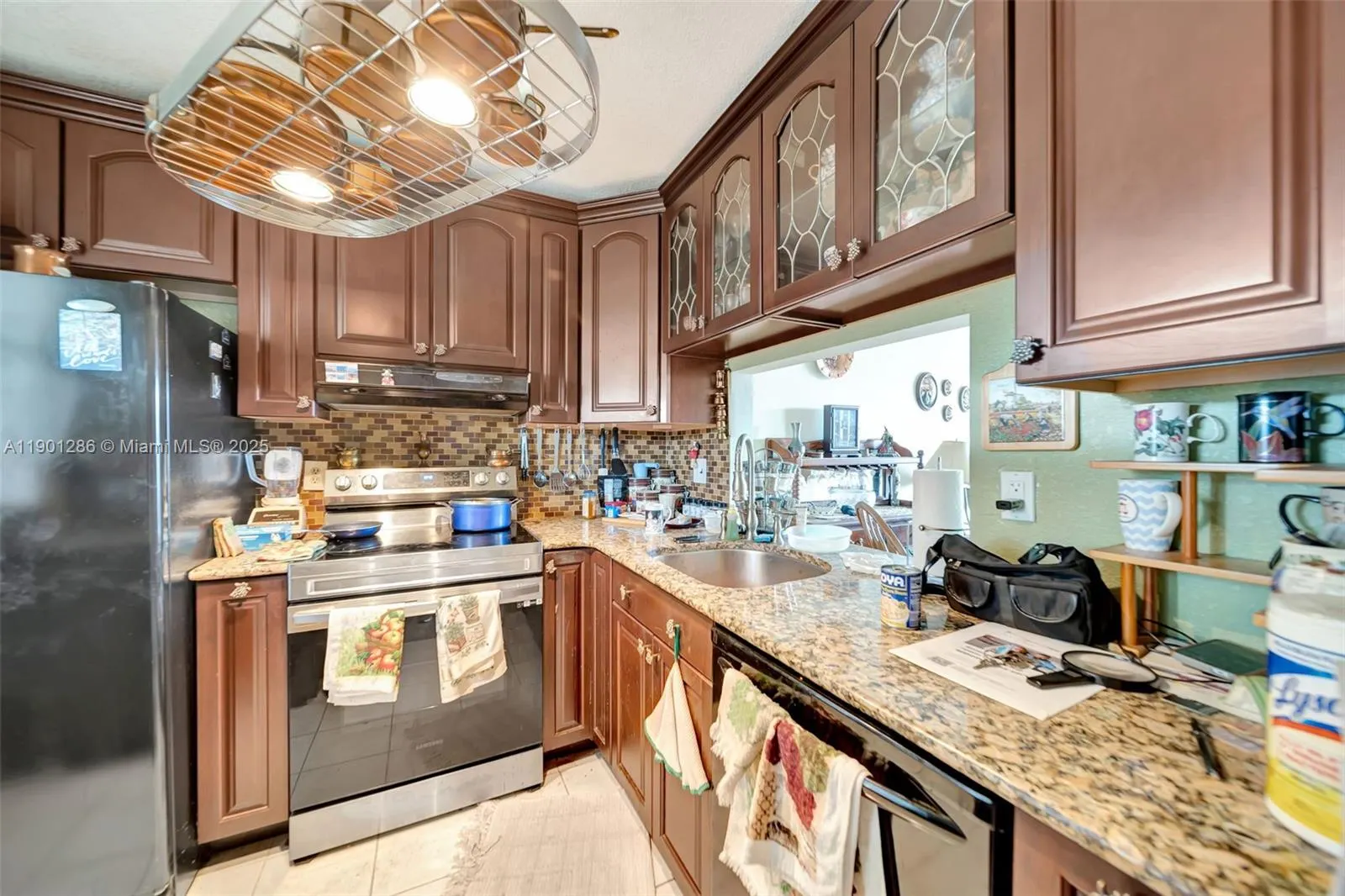 9230 Lagoon Pl, #309
