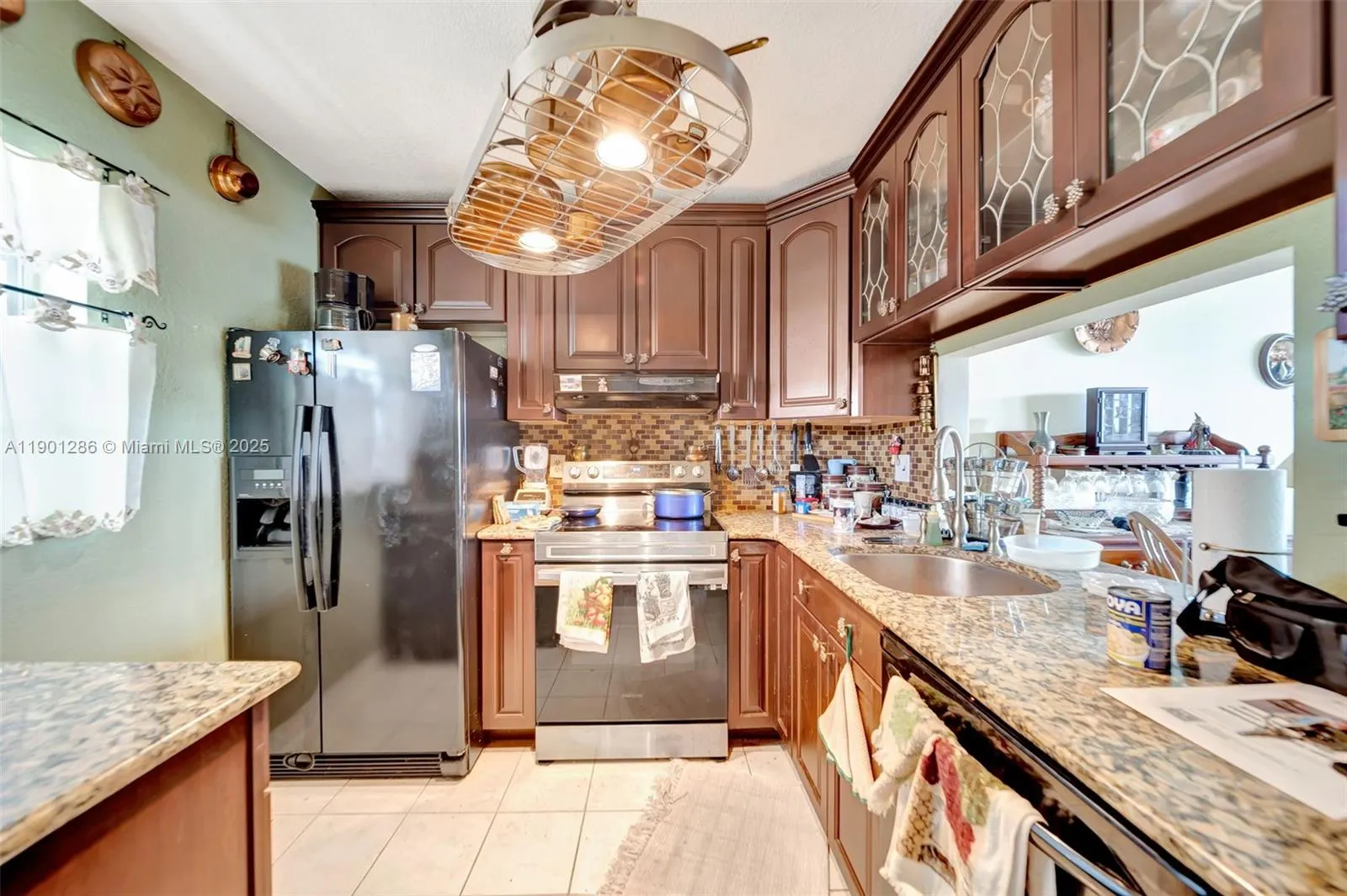 9230 Lagoon Pl, #309