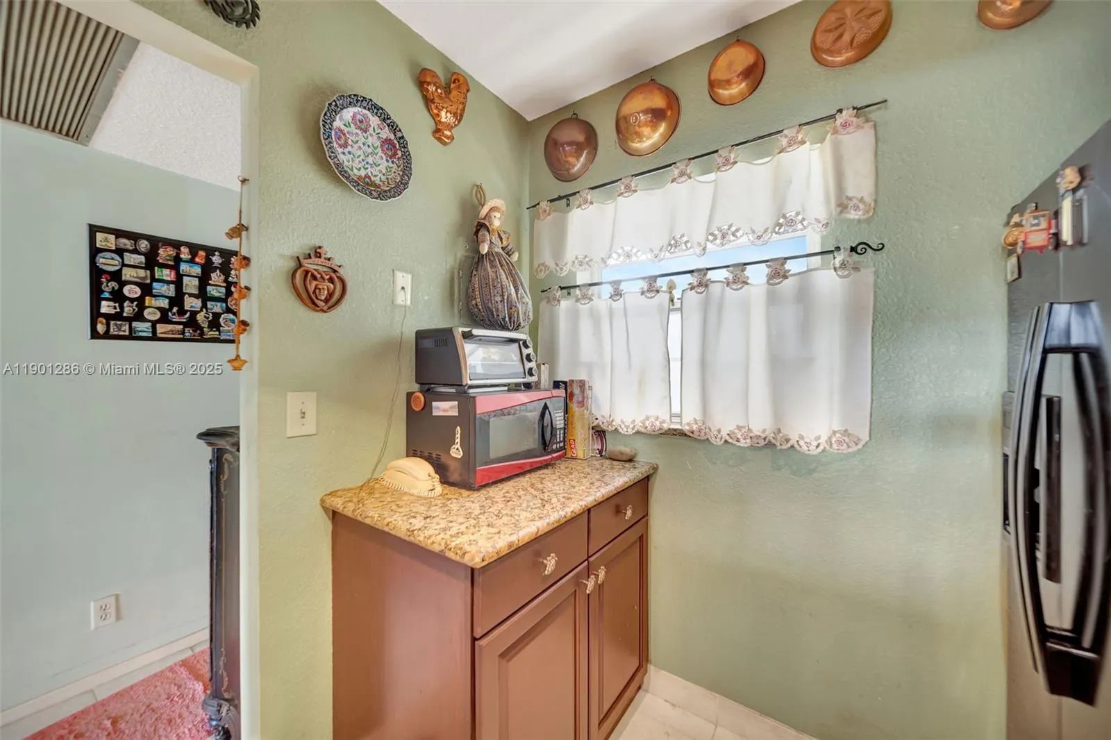 9230 Lagoon Pl, #309