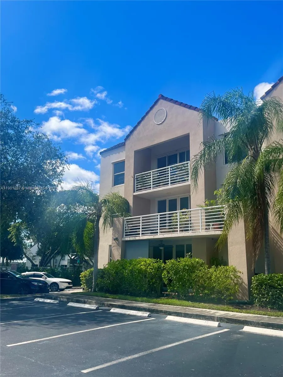 2731 Ocean Club Blvd, #301