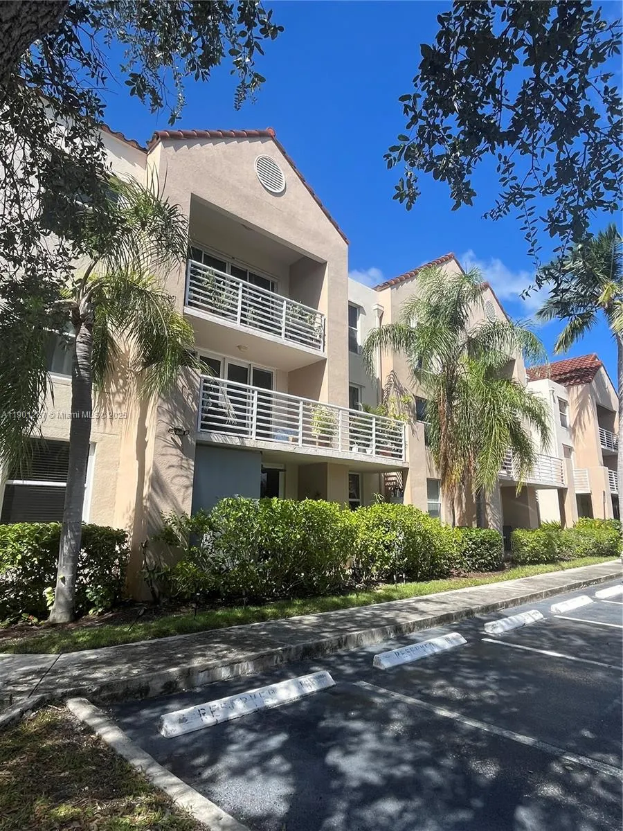 2731 Ocean Club Blvd, #301