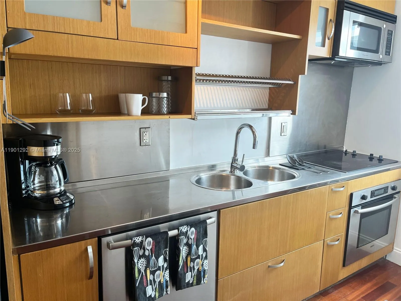 1340 Drexel Ave, #406