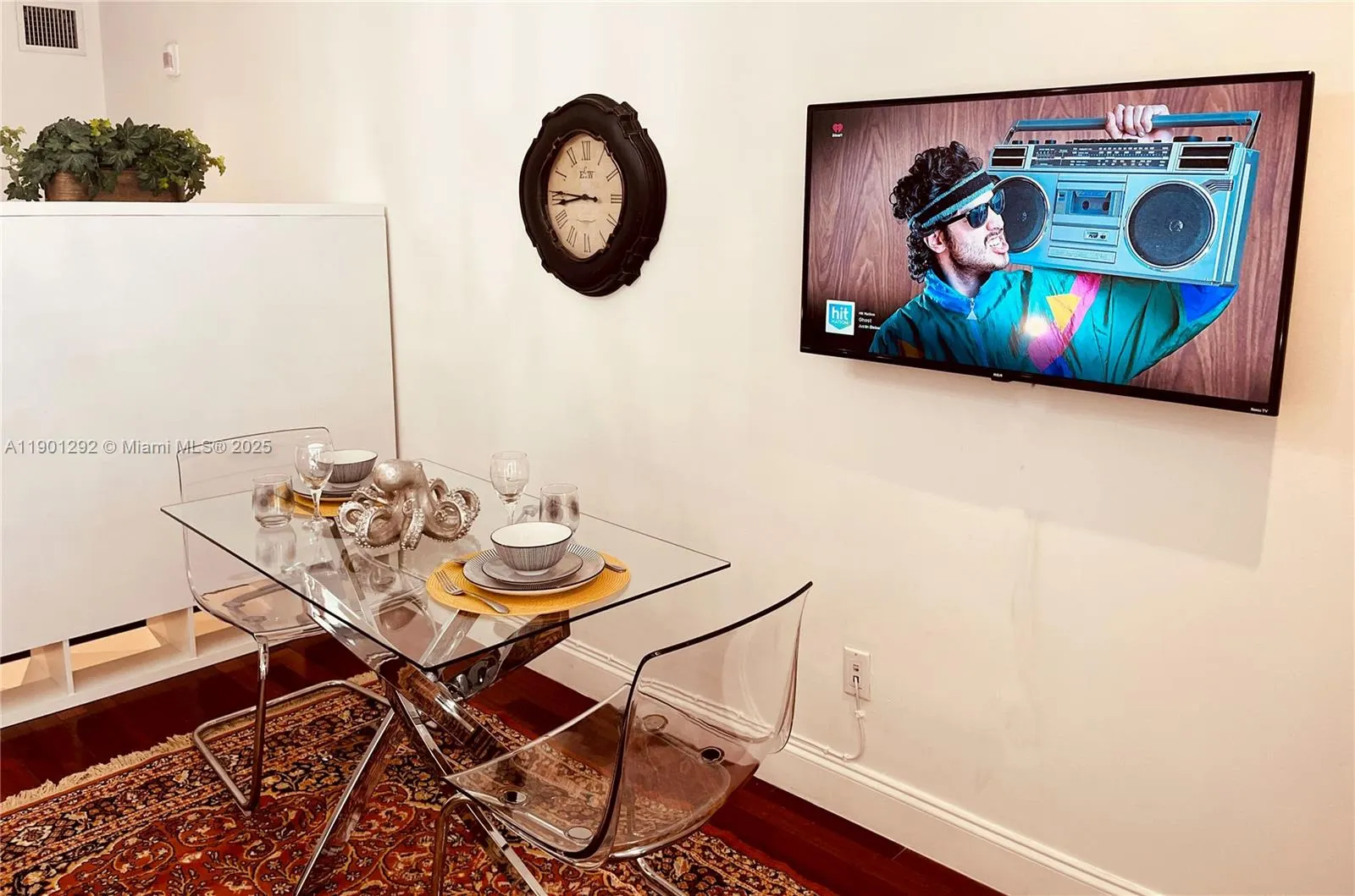 1340 Drexel Ave, #406