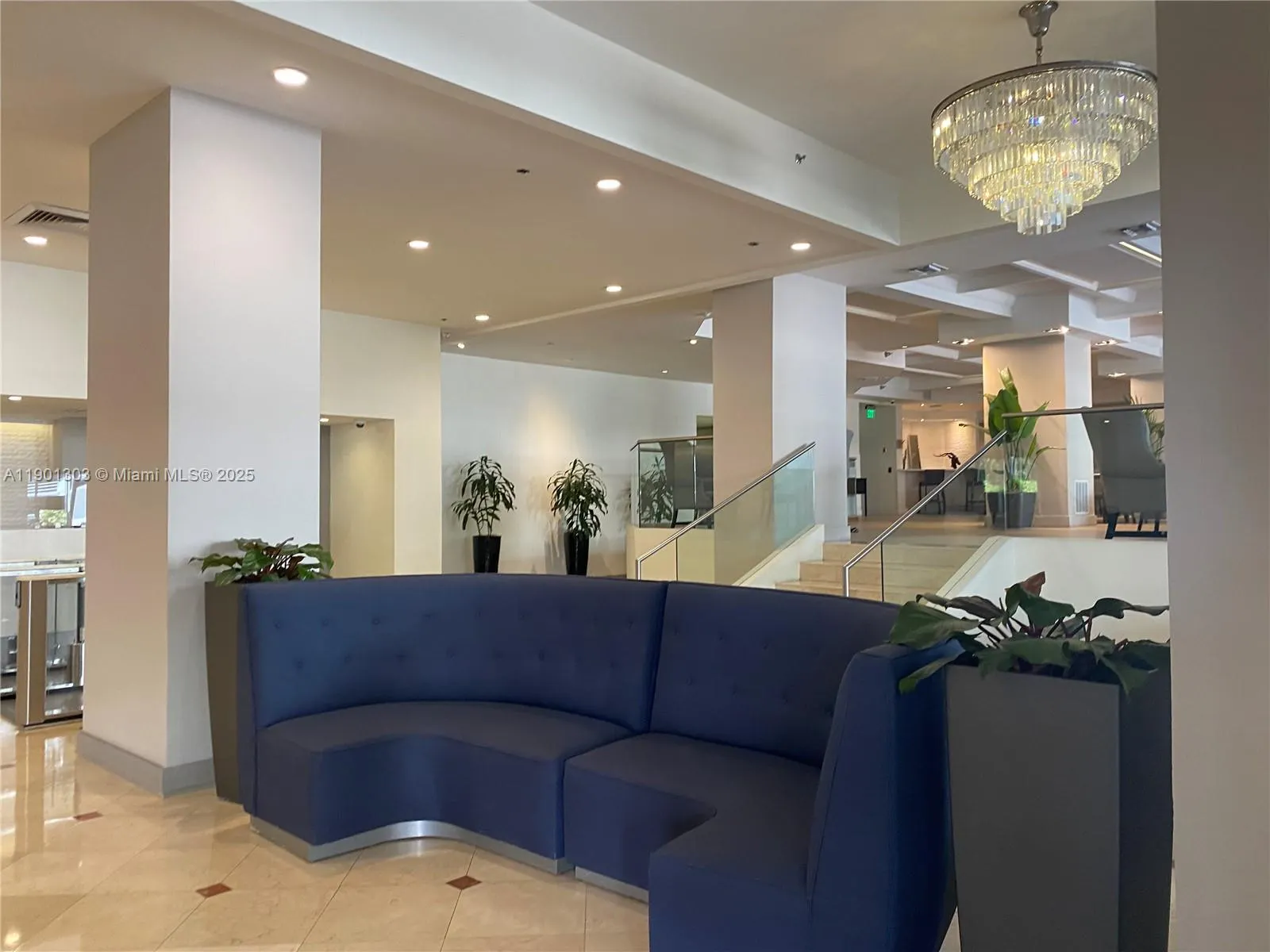 100 Lincoln Rd, #1111