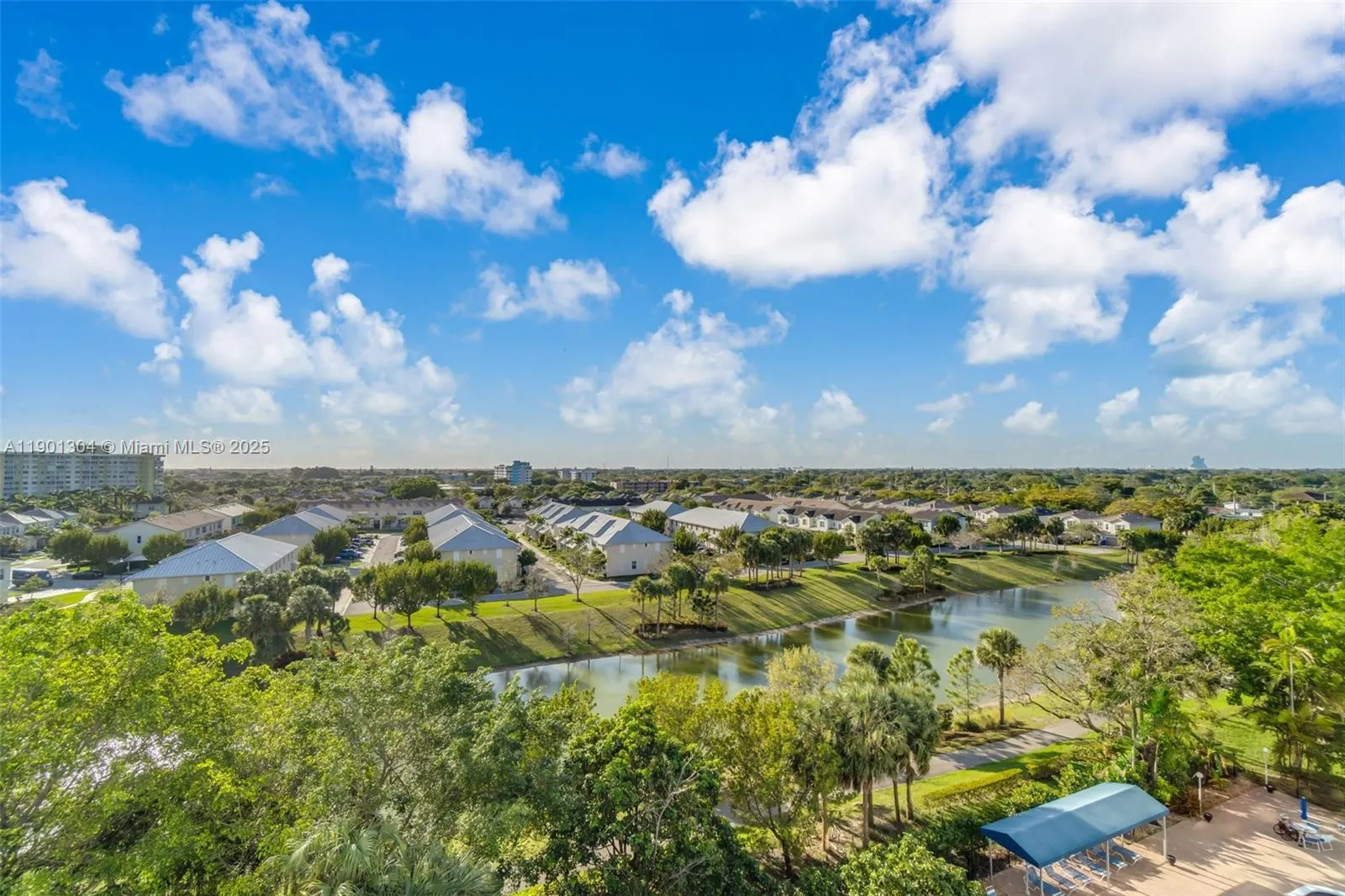 4001 Hillcrest Dr, #812