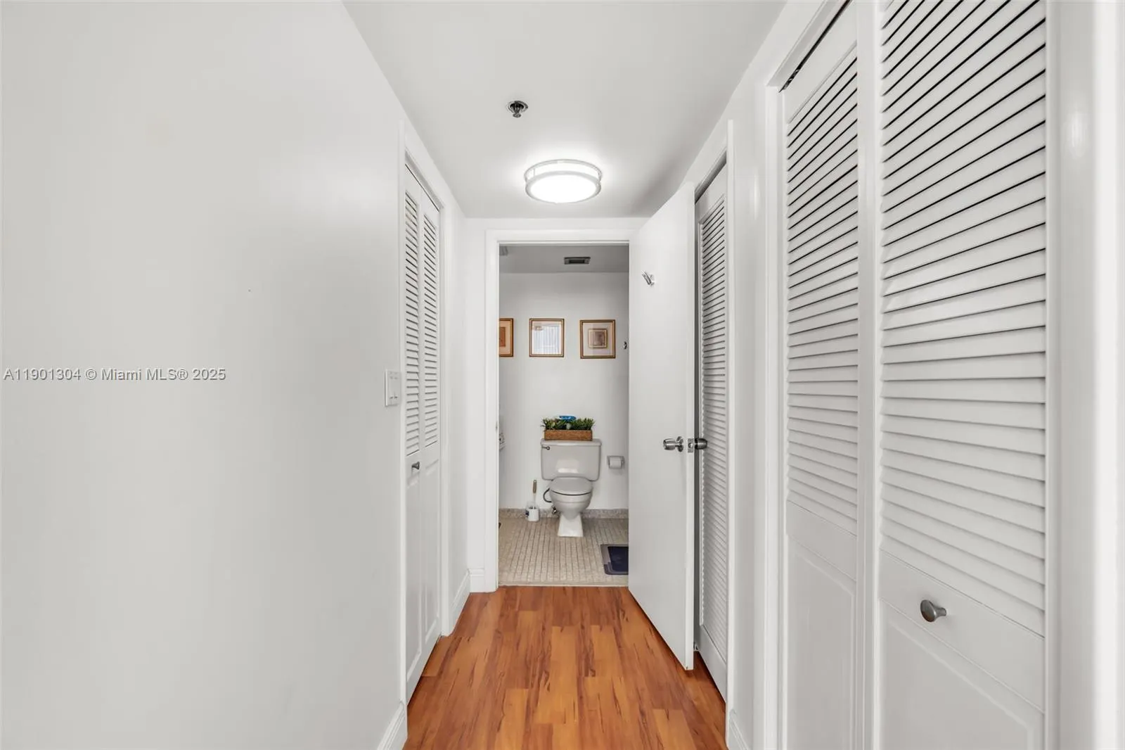 4001 Hillcrest Dr, #812