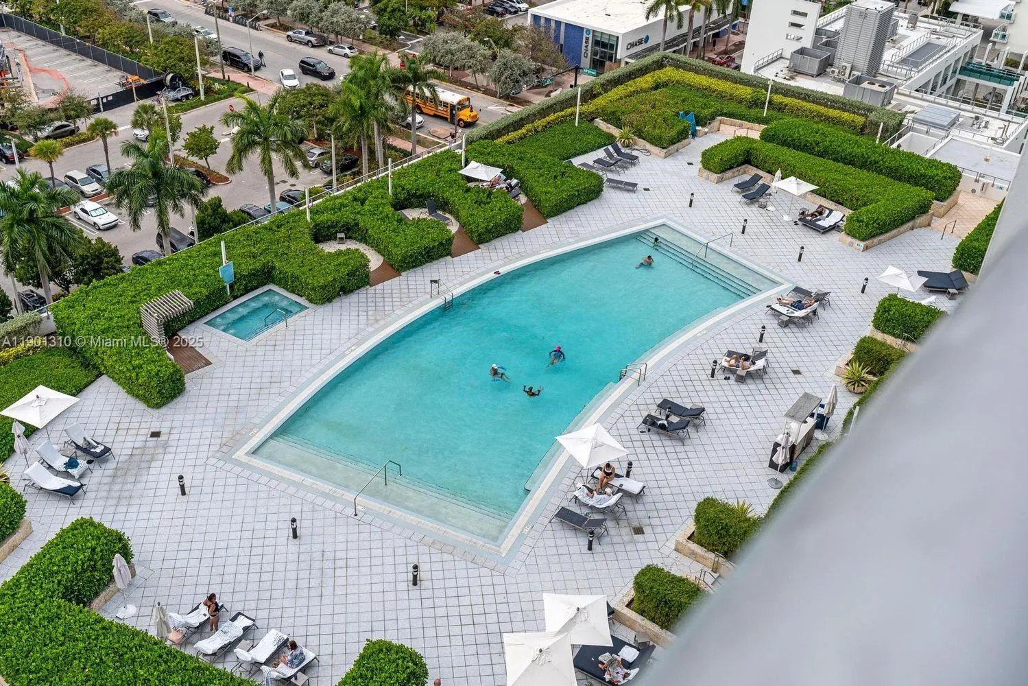 6899 Collins Ave, #1509