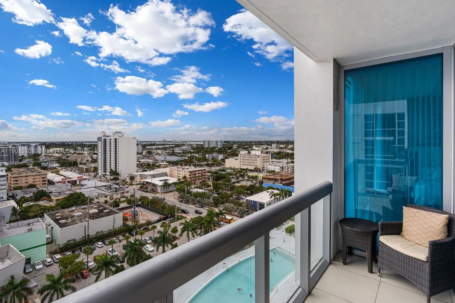 6899 Collins Ave, #1509