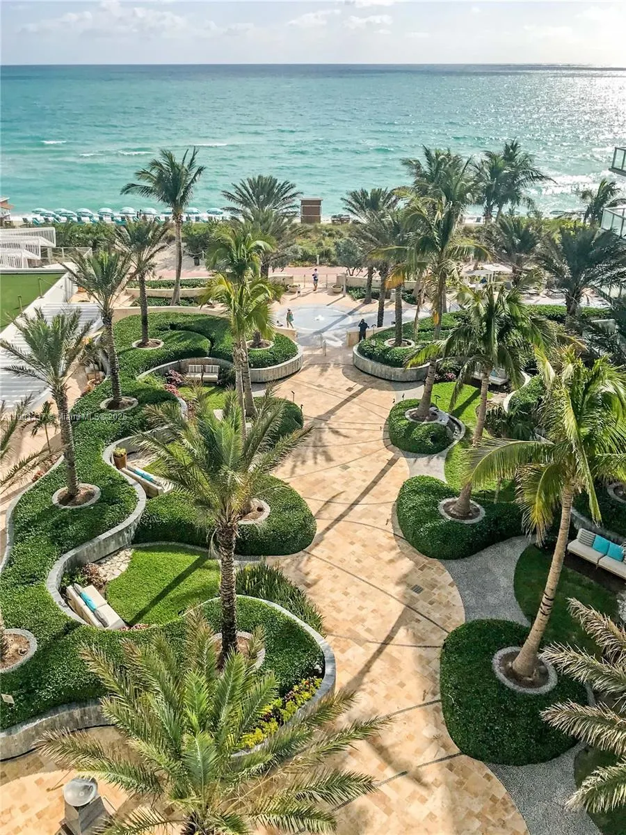 6801 Collins Ave, #1209