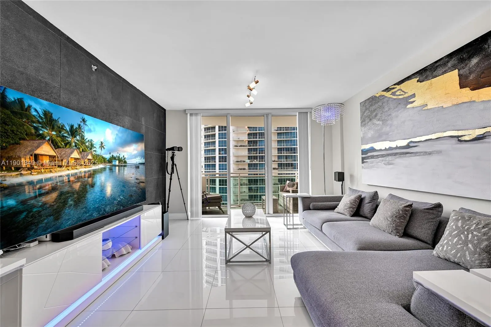 3001 S Ocean Dr, #1513