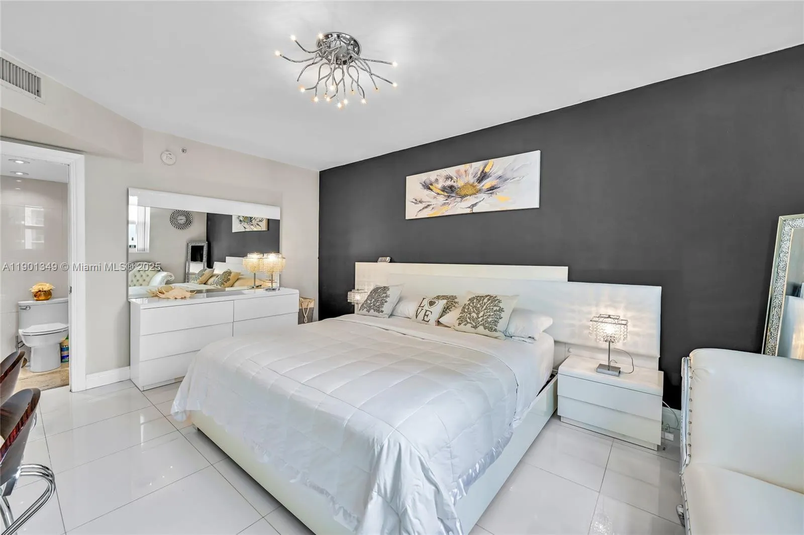 3001 S Ocean Dr, #1513