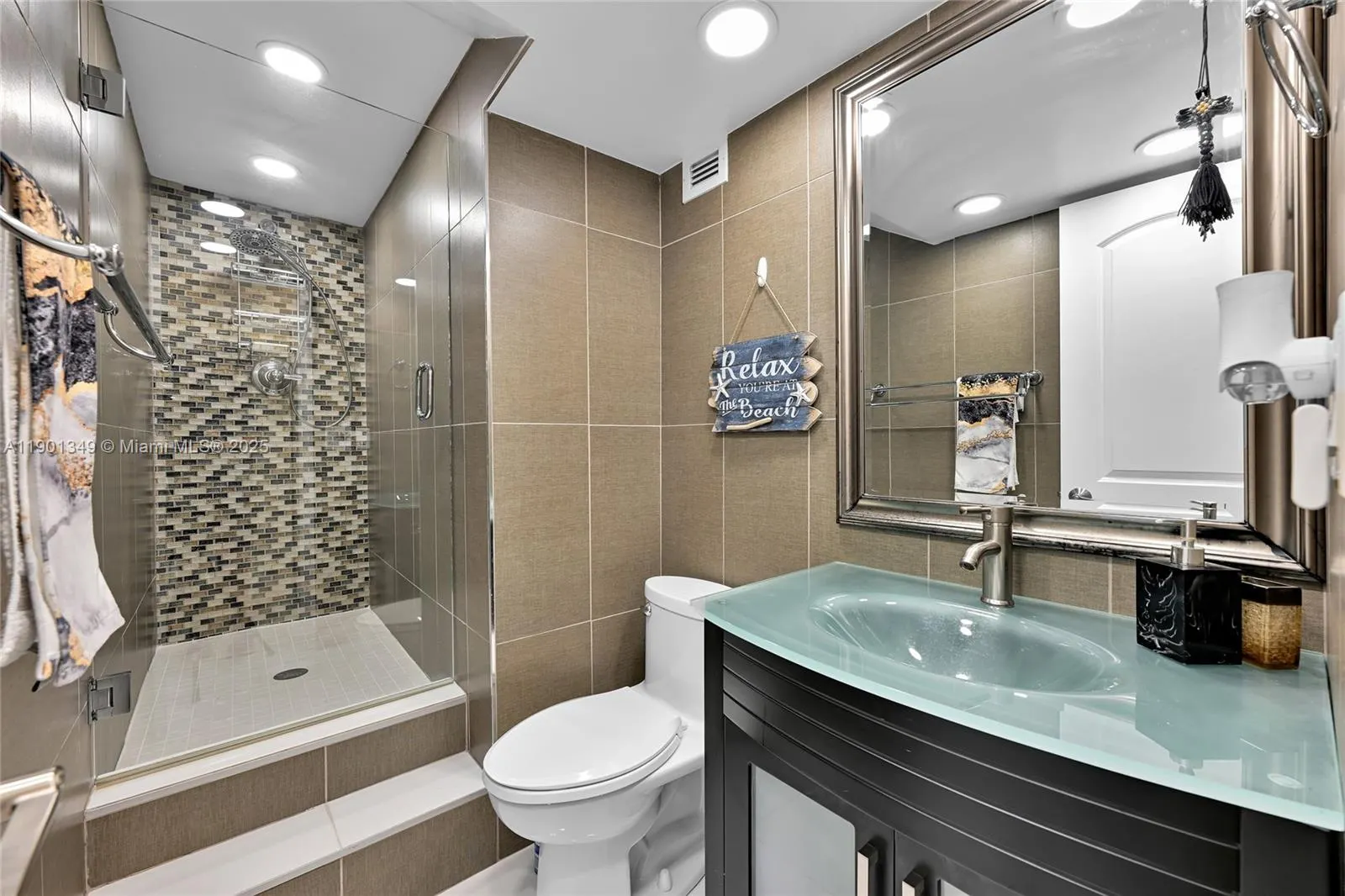 3001 S Ocean Dr, #1513