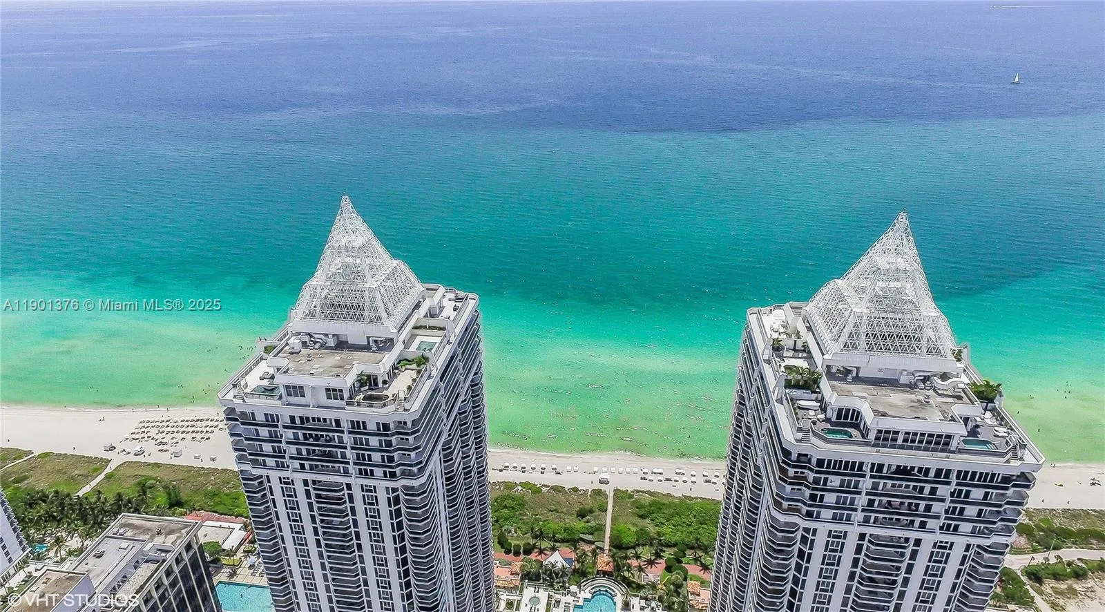 4779 Collins Ave, #1205