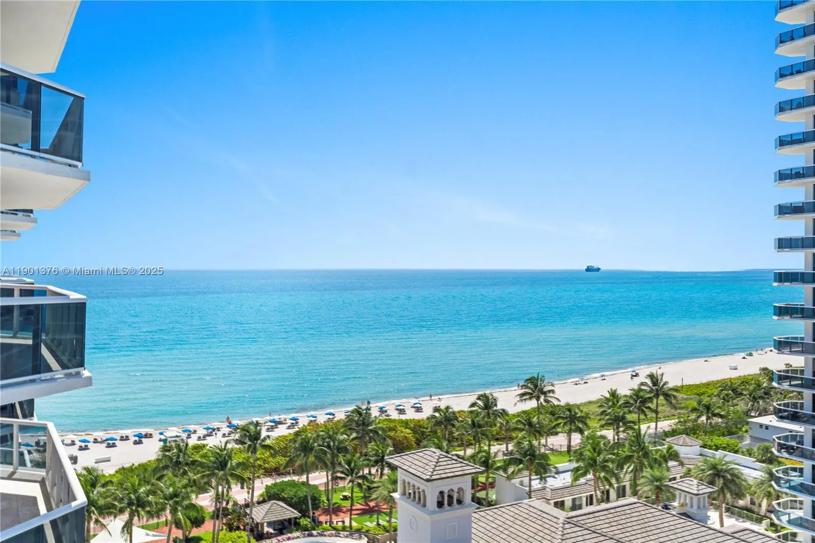4779 Collins Ave, #1205