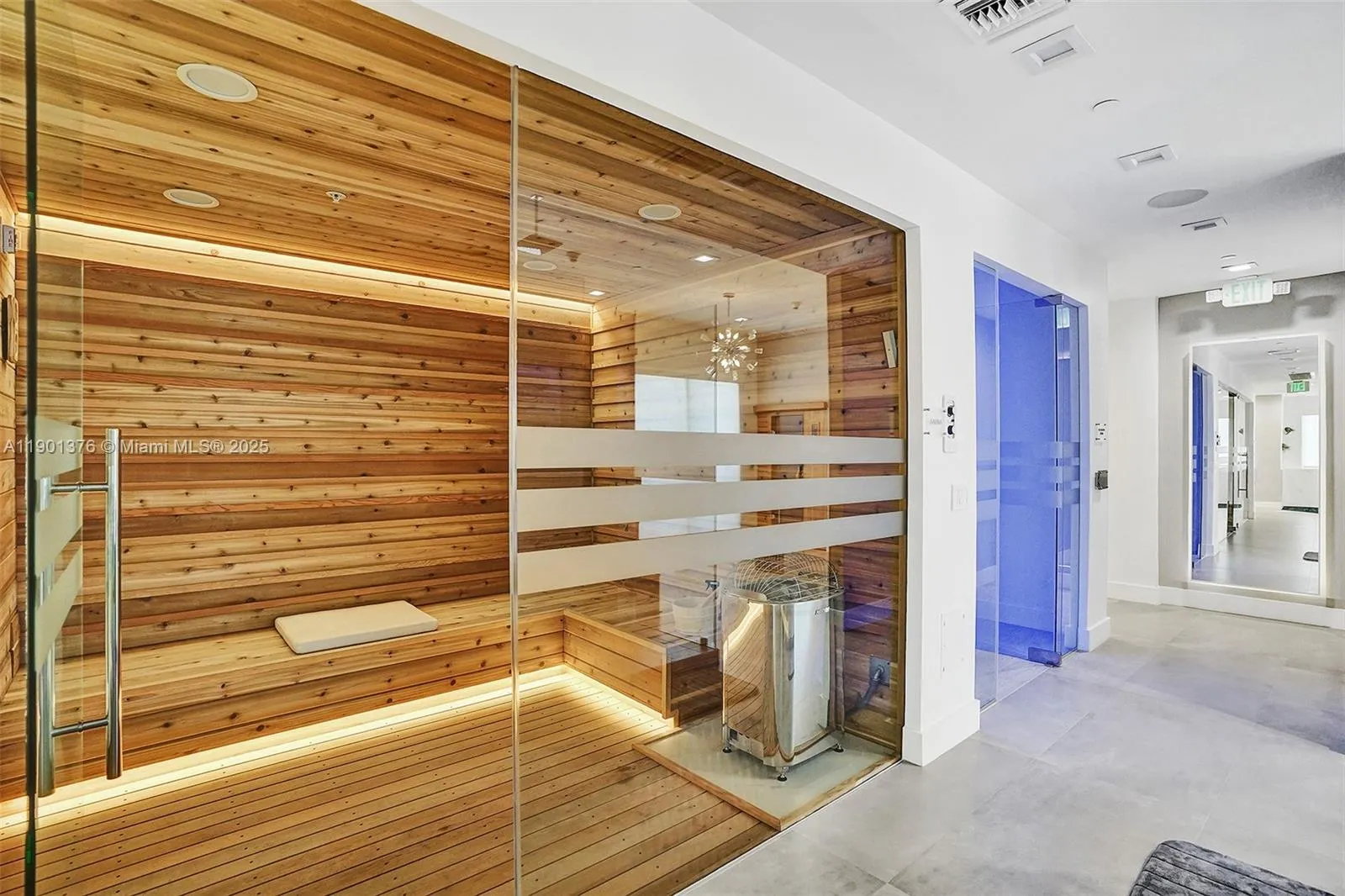 4779 Collins Ave, #1205