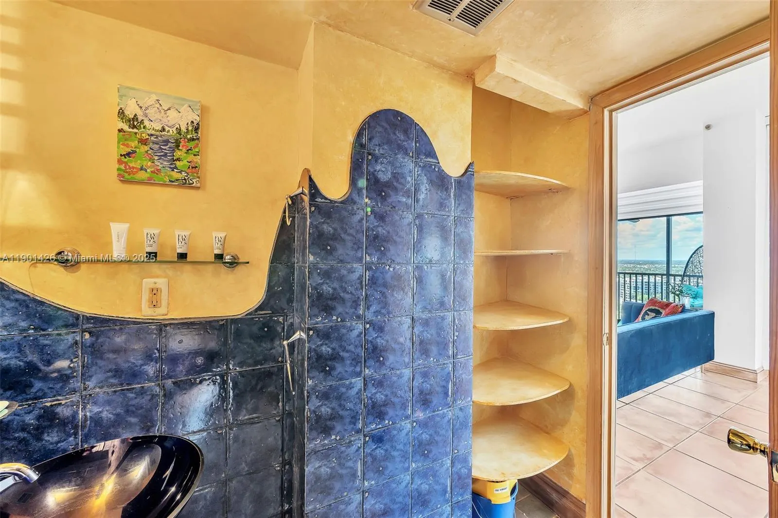 20301 W Country Club Dr, #PH22