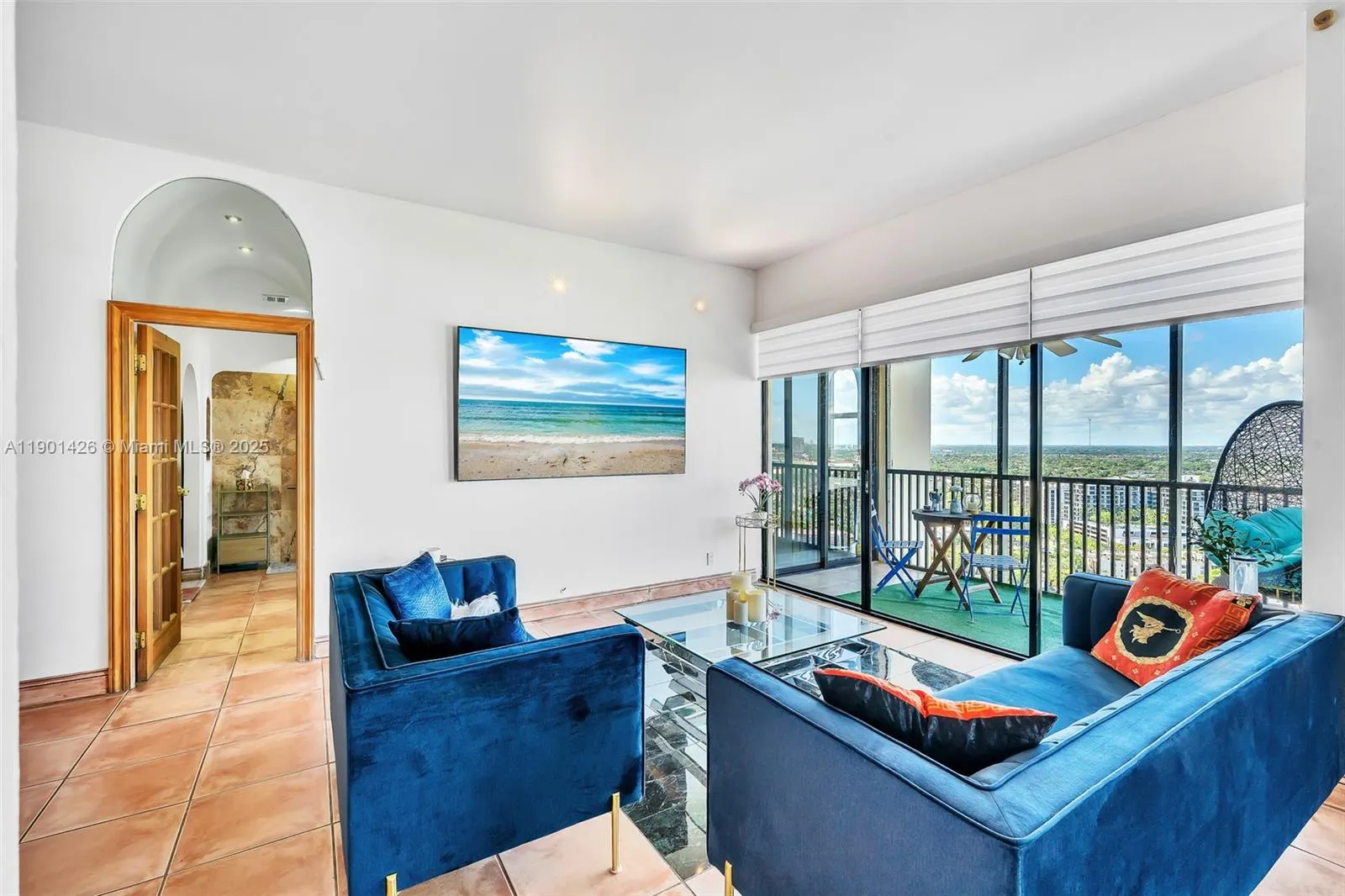 20301 W Country Club Dr, #PH22