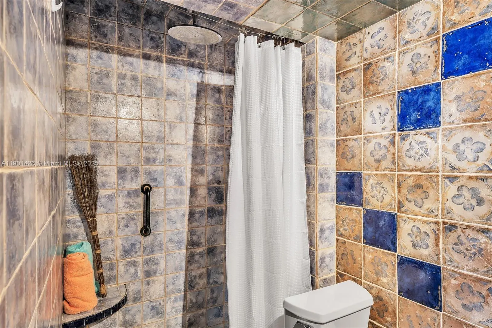 20301 W Country Club Dr, #PH22