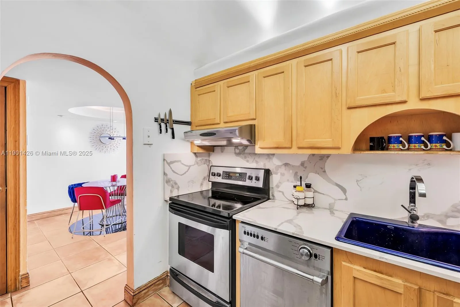 20301 W Country Club Dr, #PH22