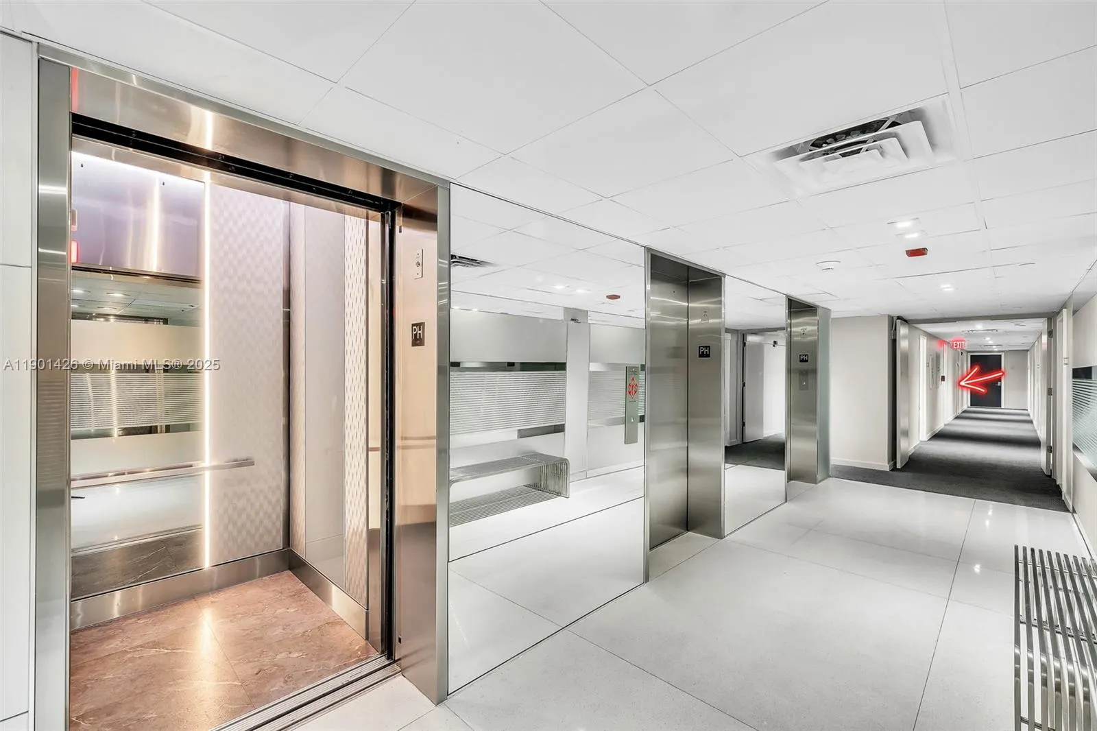 20301 W Country Club Dr, #PH22