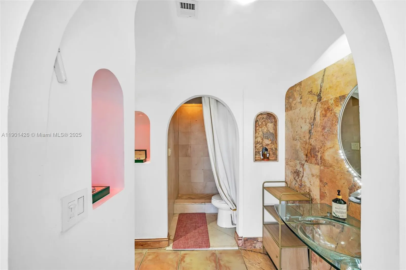 20301 W Country Club Dr, #PH22