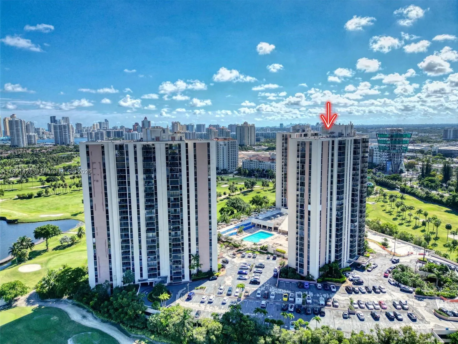 20301 W Country Club Dr, #PH22