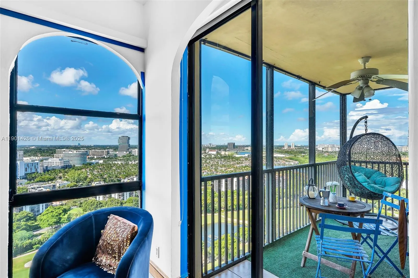 20301 W Country Club Dr, #PH22