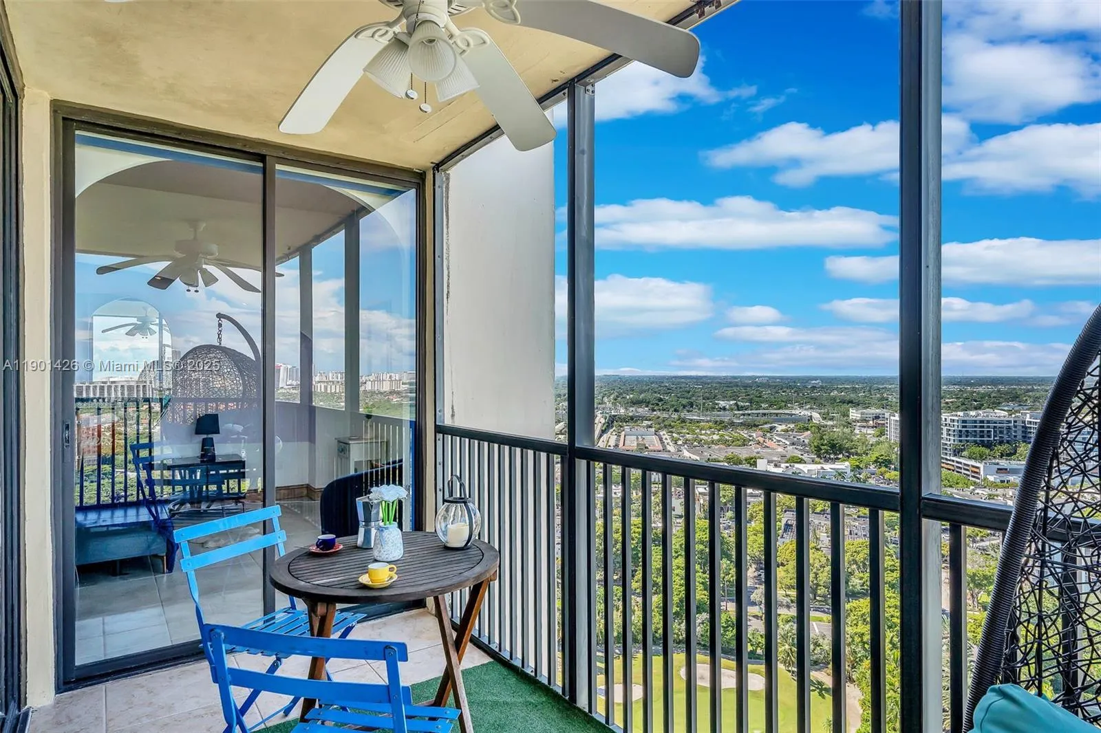 20301 W Country Club Dr, #PH22