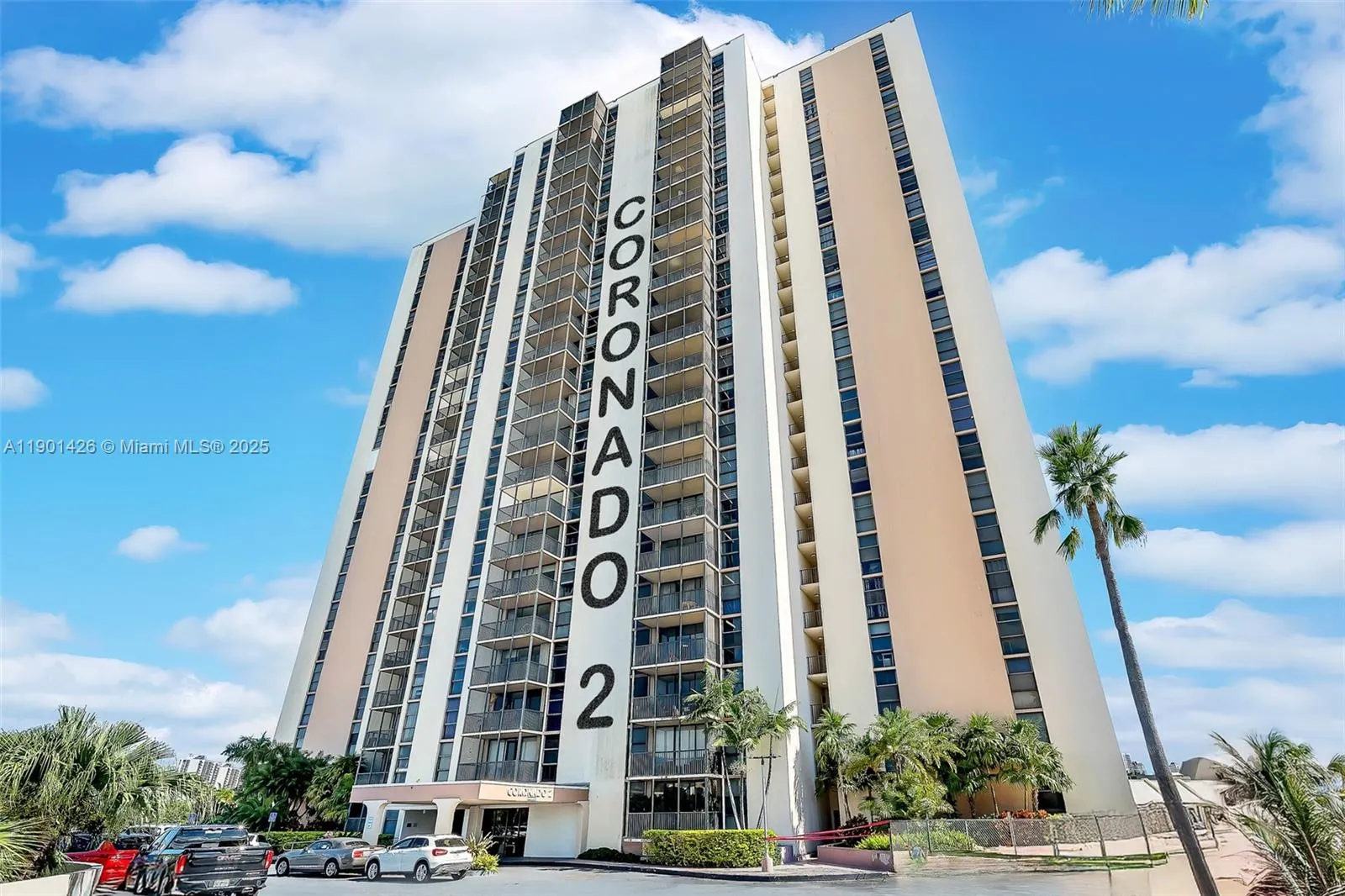 20301 W Country Club Dr, #PH22