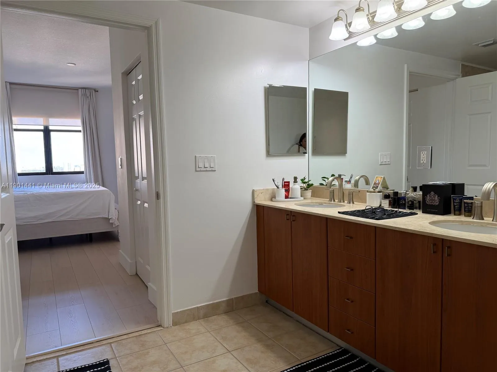 888 S Douglas Rd, #917