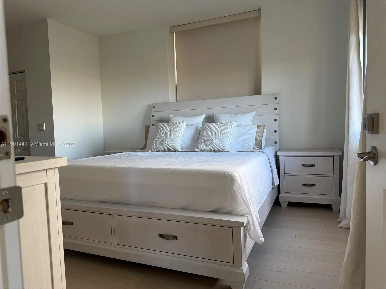 888 S Douglas Rd, #917