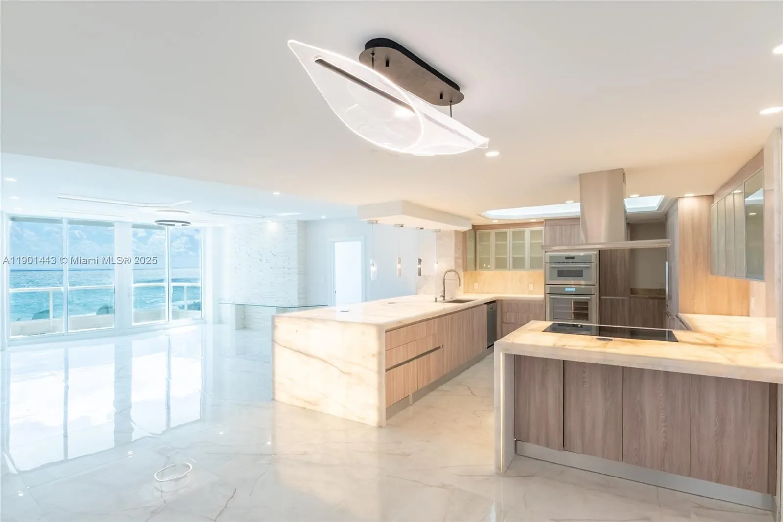 700 S Ocean Blvd, #504