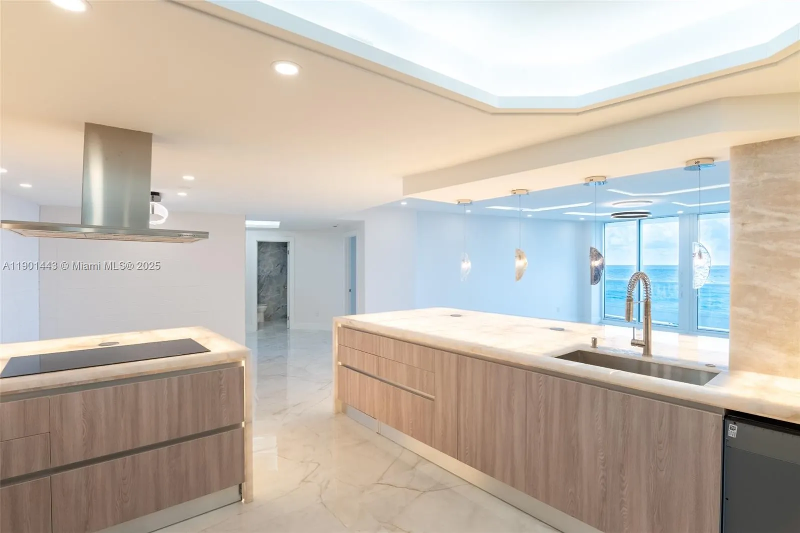 700 S Ocean Blvd, #504