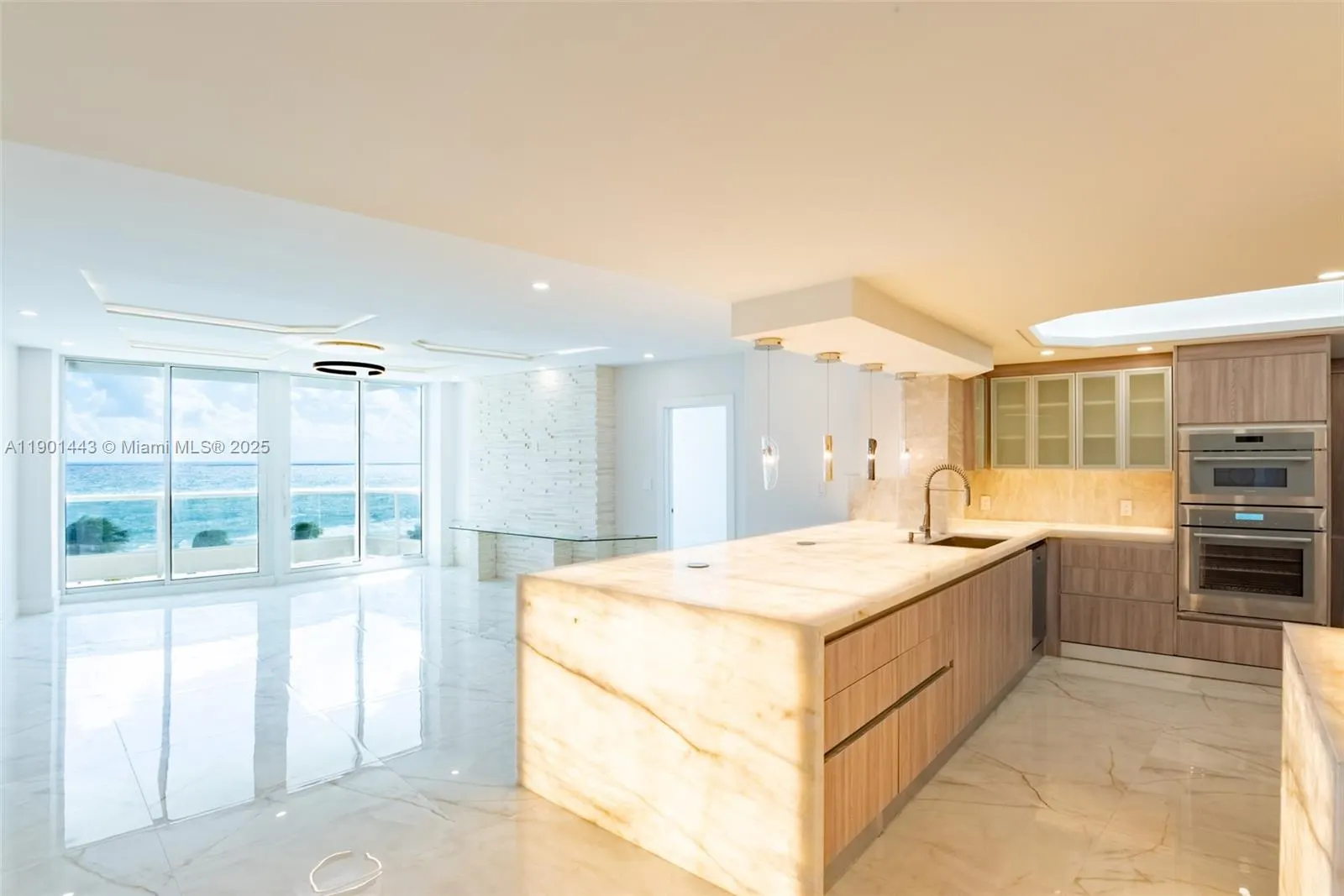 700 S Ocean Blvd, #504