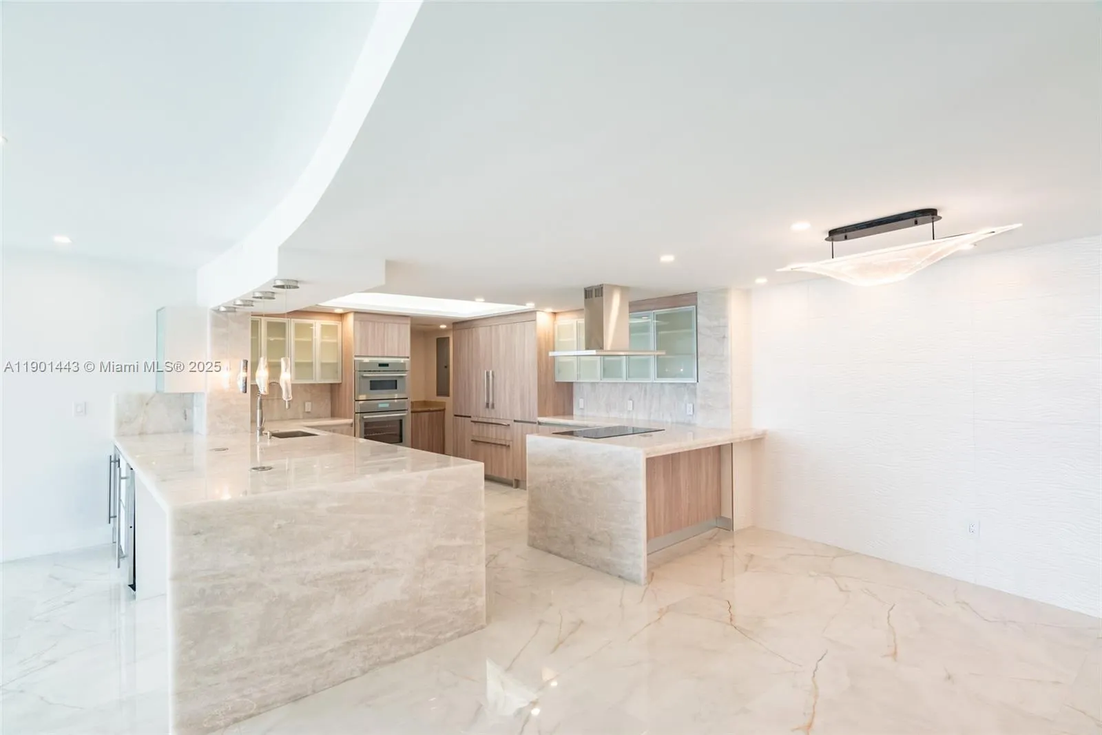 700 S Ocean Blvd, #504