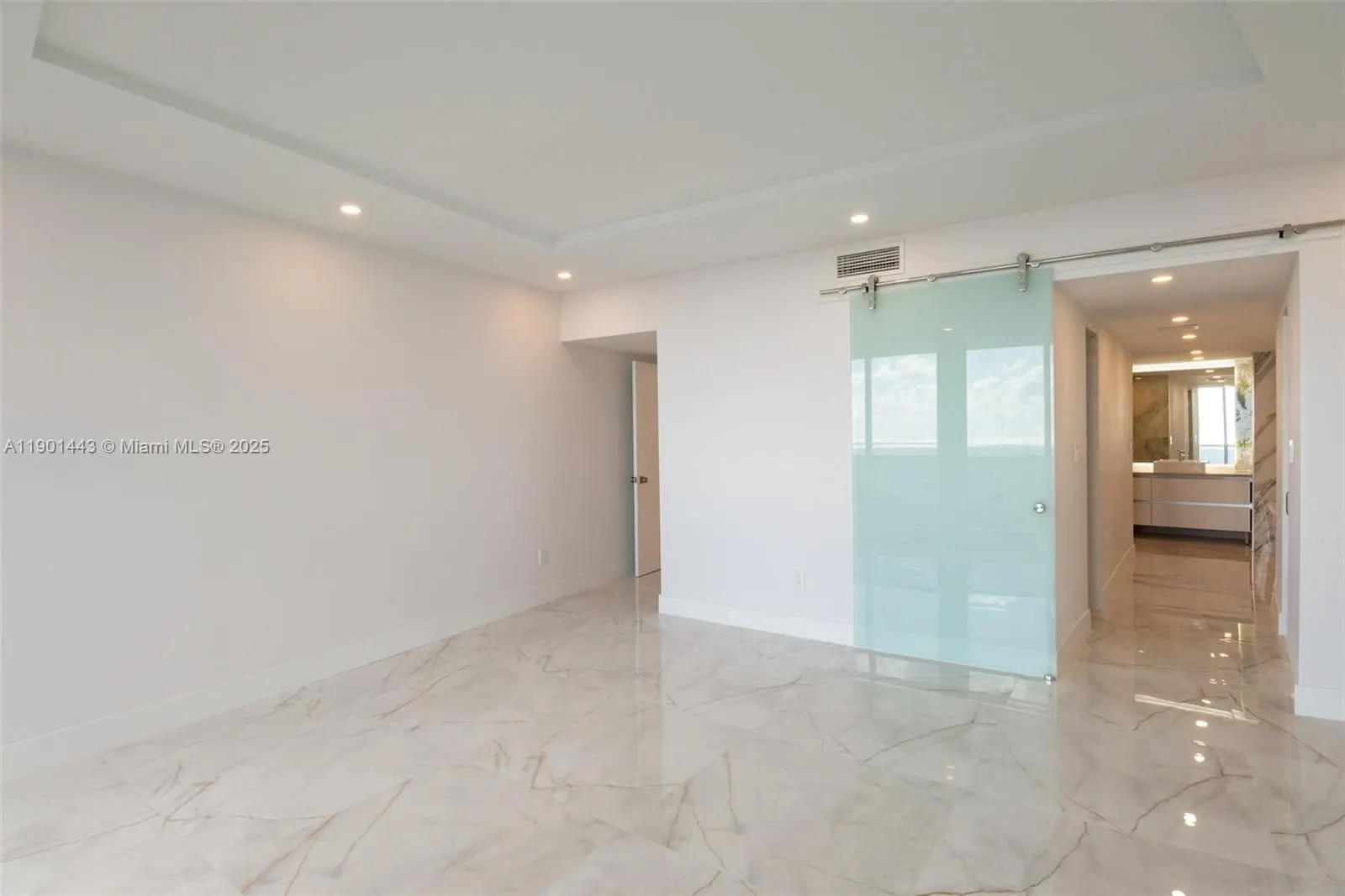 700 S Ocean Blvd, #504