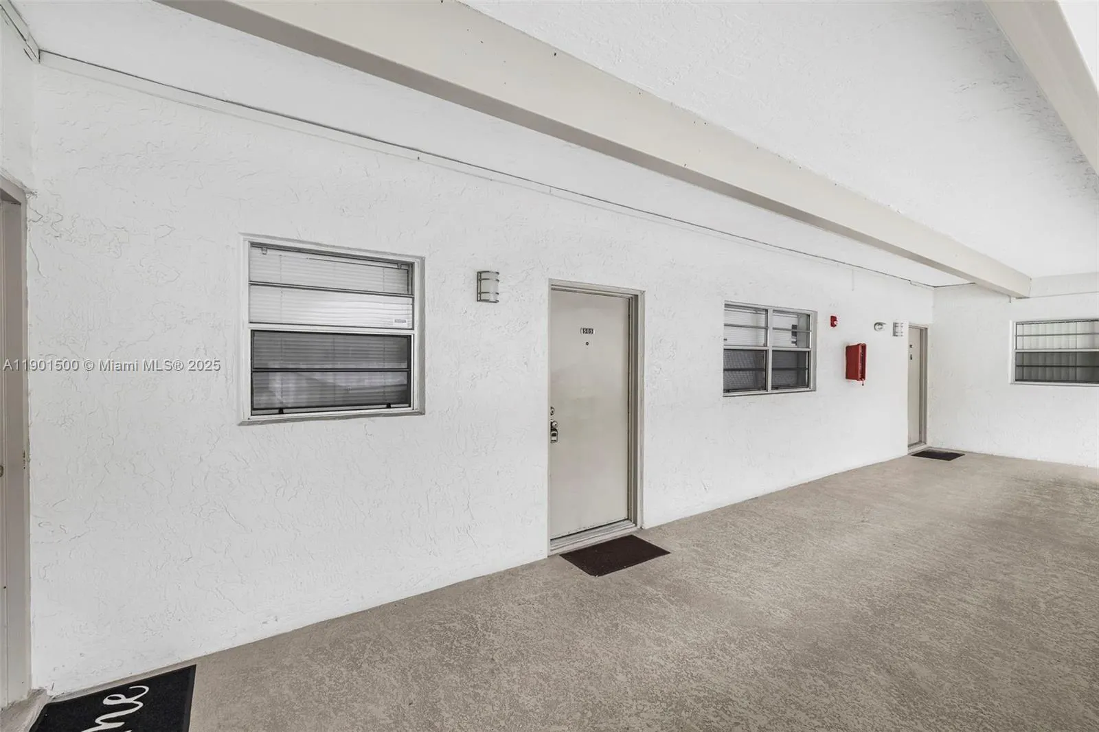 18001 N Bay Rd, #505