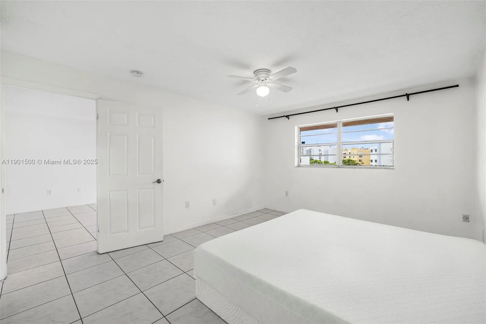 18001 N Bay Rd, #505