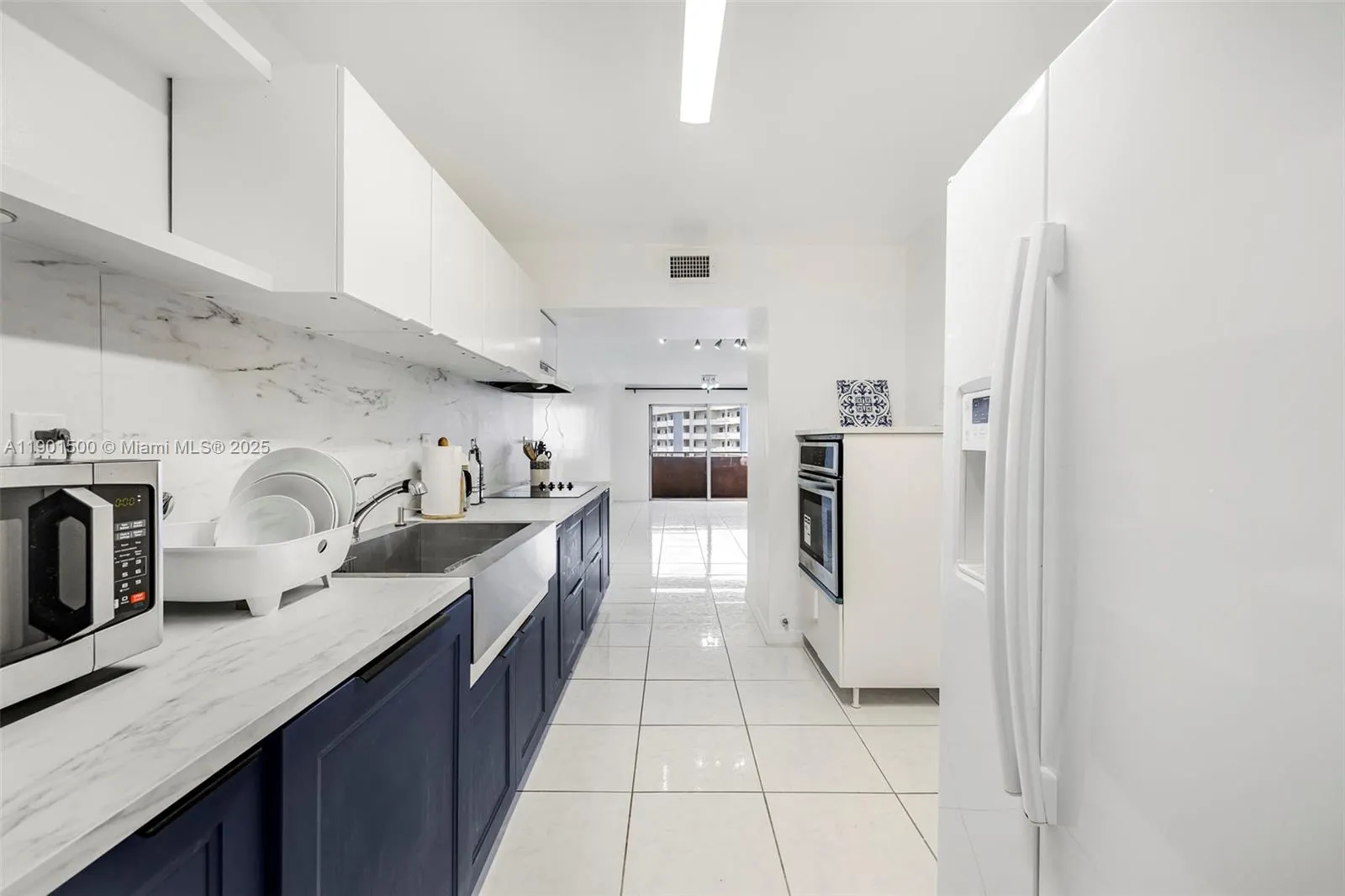 18001 N Bay Rd, #505