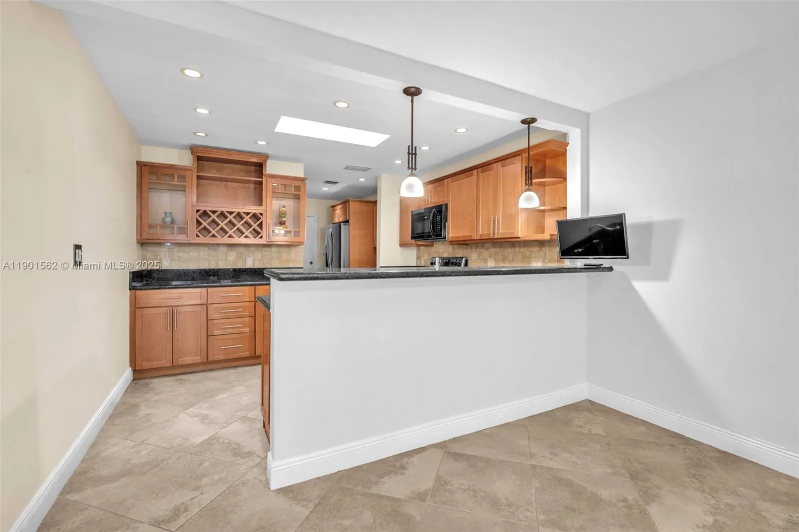 201 Dunwoody Ln, #17-87