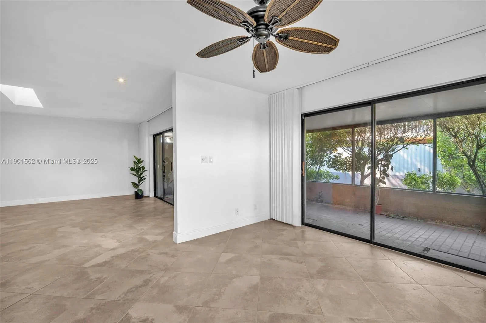 201 Dunwoody Ln, #17-87