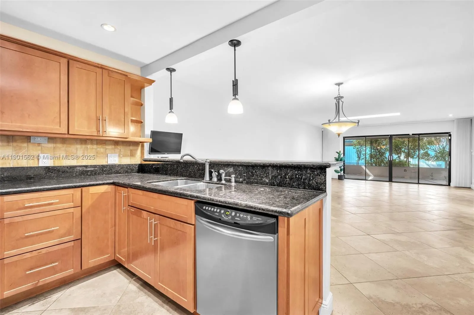 201 Dunwoody Ln, #17-87